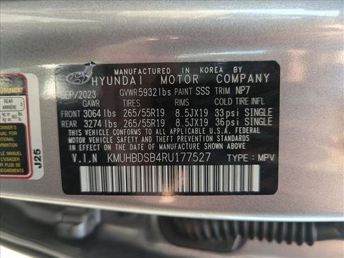 Used 2024 Genesis GV80 2.5T AWD/4WD image 24