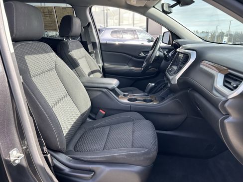 Used 2017 GMC Acadia SLE image 26