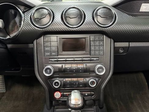 Used 2015 Ford Mustang V6 image 16