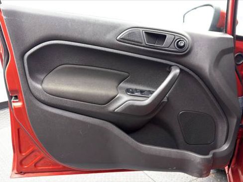 Used 2018 Ford Fiesta SE FWD image 13