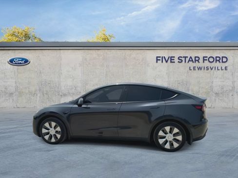 Used 2024 Tesla Model Y Long Range RWD image 5