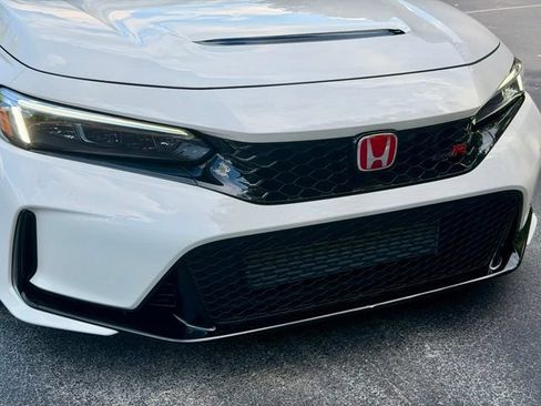 Used 2025 Honda Civic Type R image 14