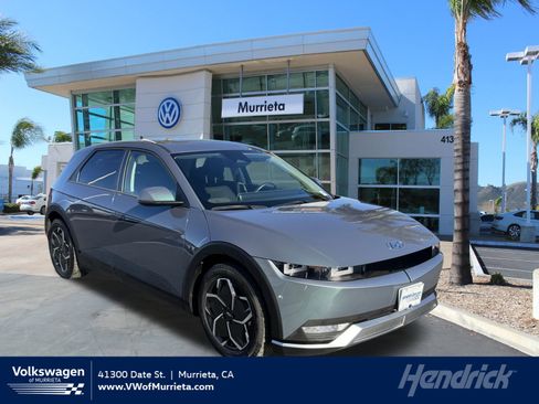 Used 2024 Hyundai Ioniq 5 SE image 1