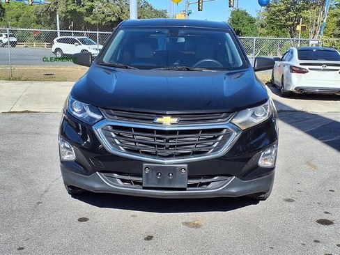 Used 2018 Chevrolet Equinox LS FWD image 2