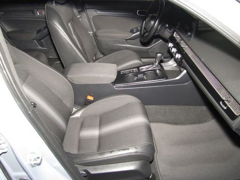 Certified 2024 Honda Civic Sport image 19