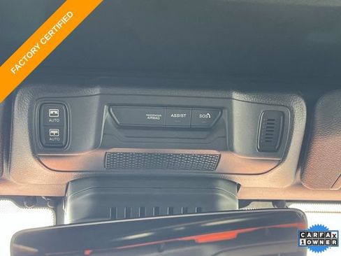 Certified 2025 Jeep Wrangler Unlimited Rubicon AWD/4WD image 35