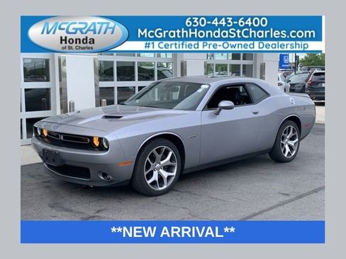 Used 2016 Dodge Challenger R/T Plus RWD image 1