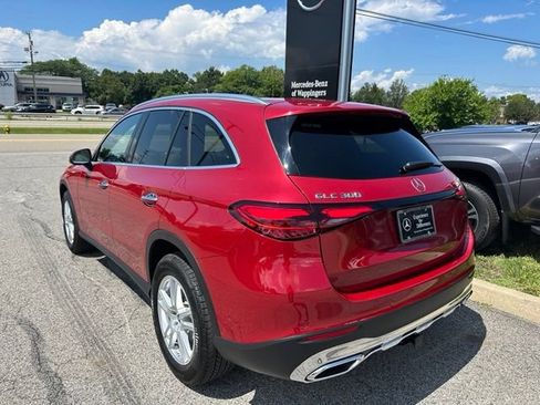 Used 2026 Mercedes-Benz GLC 300 4MATIC image 3