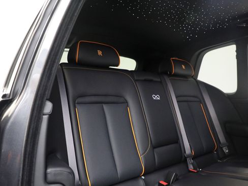 New 2026 Rolls-Royce Cullinan Black Badge image 20