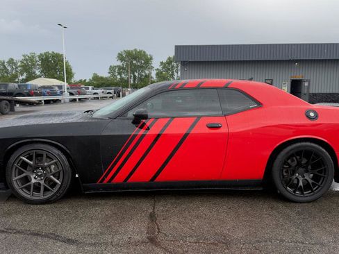 Used 2018 Dodge Challenger T/A RWD image 7