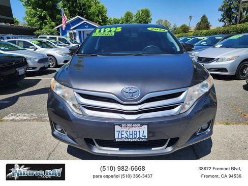 Used 2014 Toyota Venza XLE w/ XLE Premium Package image 2