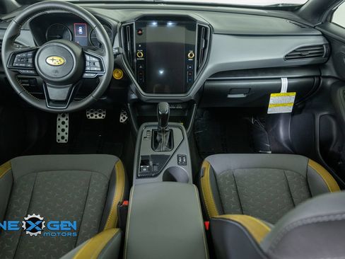 Used 2025 Subaru Crosstrek 2.5i Sport AWD/4WD image 29