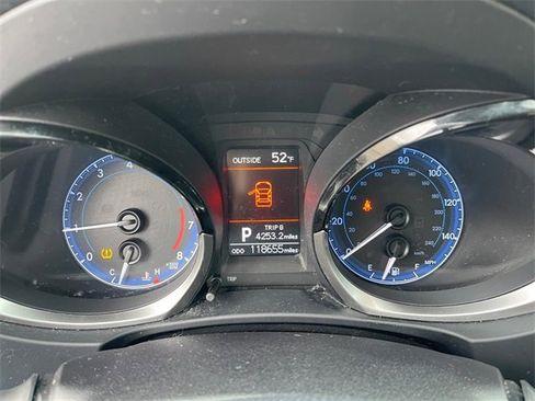 Used 2014 Toyota Corolla S image 32