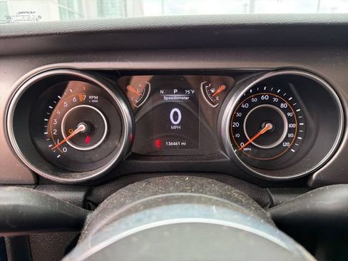 Used 2020 Jeep Gladiator Sport w/ Quick Order Package 24S AWD/4WD image 10