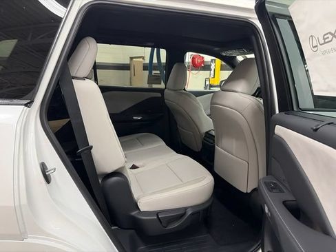 New 2026 Lexus TX 350 AWD image 10