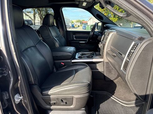 Used 2017 RAM 1500 Limited image 27