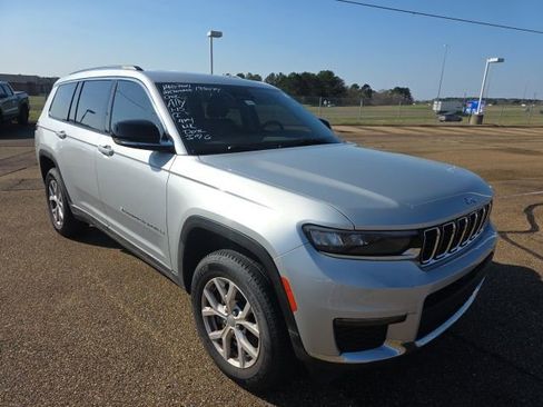 Used 2021 Jeep Grand Cherokee L Limited image 4