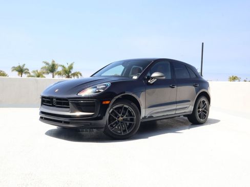 Certified 2024 Porsche Macan Turbo AWD/4WD image 1