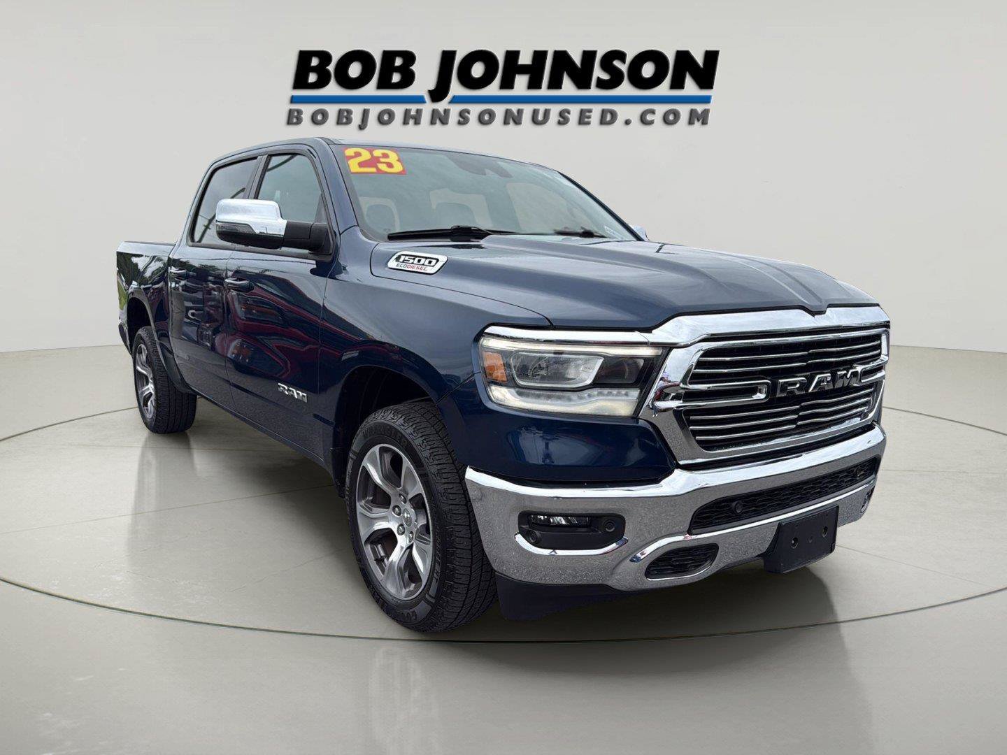 Used 2023 RAM 1500 Laramie AWD/4WD image 1
