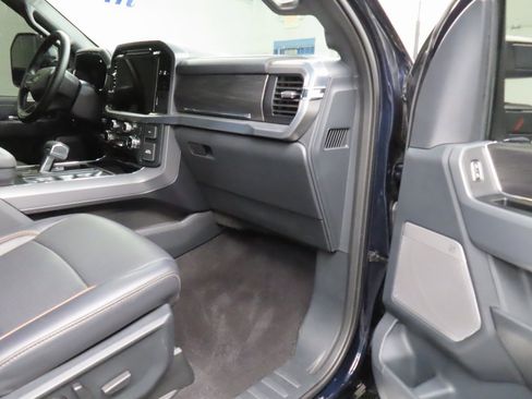 Used 2025 Ford F150 Lariat w/ Tow/Haul Package image 37