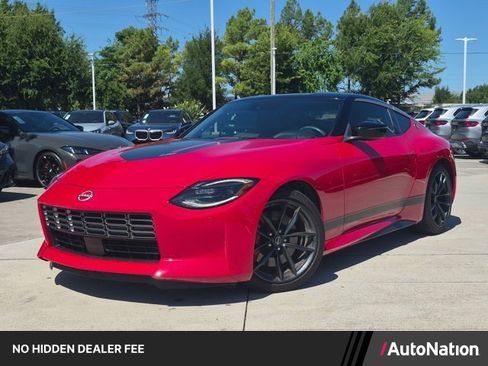 Used 2025 Nissan Z Performance w/ Floor Mat Package RWD image 1