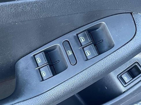 Used 2014 Volkswagen Jetta S image 16