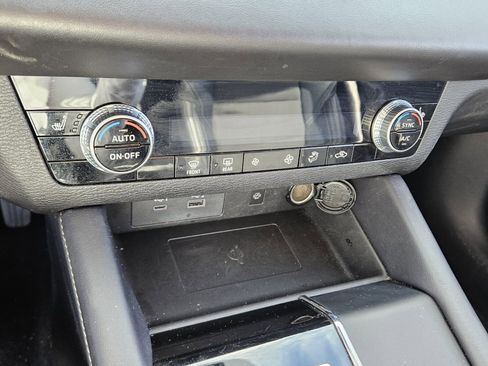 Used 2024 Mitsubishi Outlander SE image 24