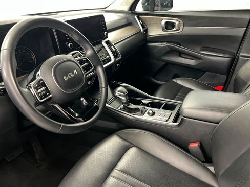 Used 2023 Kia Sorento S AWD/4WD image 16