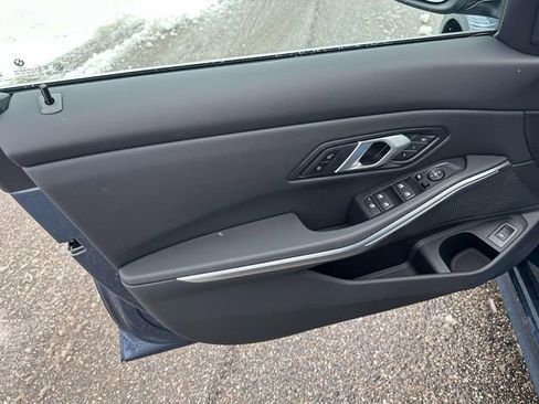 Certified 2025 BMW 330i xDrive Sedan w/ Premium Package image 23