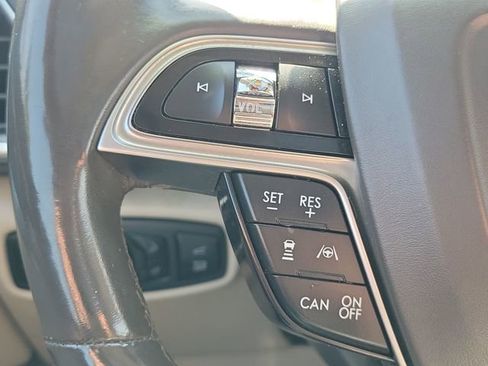 Used 2020 Lincoln Nautilus Reserve w/ Equipment Group 201A FWD image 10