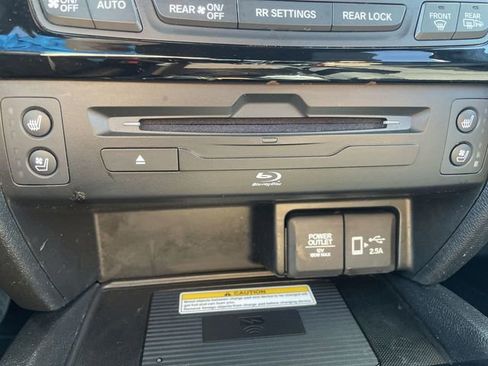 Used 2022 Honda Pilot Black Edition image 18