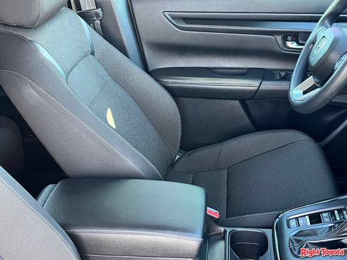 Used 2025 Honda CR-V EX image 13