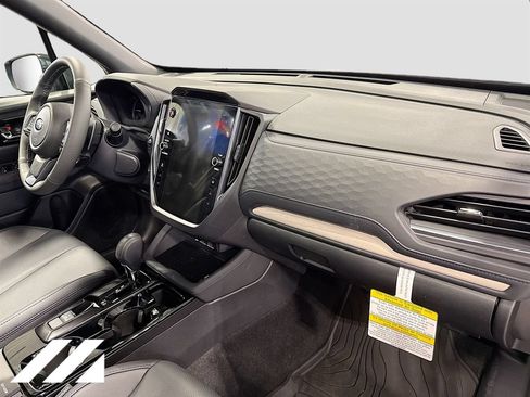 Used 2026 Subaru Forester Limited AWD/4WD image 31