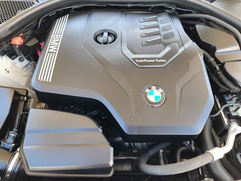 Used 2021 BMW 330i xDrive Sedan w/ Executive Package AWD/4WD image 32