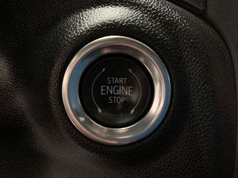 Used 2021 GMC Sierra 1500 AT4 w/ AT4 Premium Package image 16