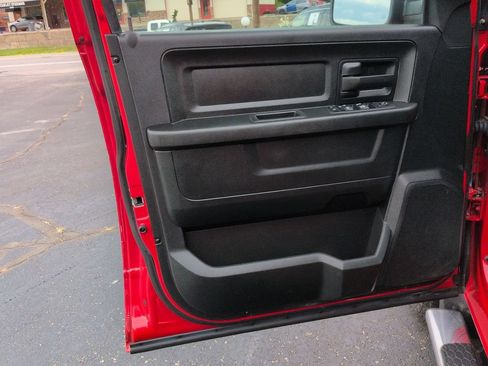 Used 2018 RAM 1500 Express w/ Express Value Package AWD/4WD image 23