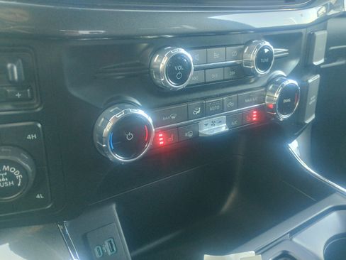 Used 2022 Ford F150 XLT w/ Equipment Group 302A High image 27