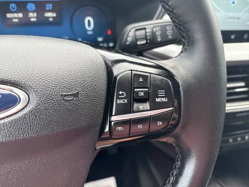 Used 2025 Ford Escape Platinum AWD/4WD image 12