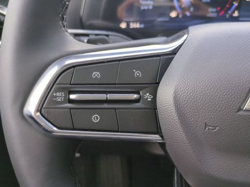 New 2026 Chevrolet Equinox LT w/ Safety and Technology Package FWD image 25
