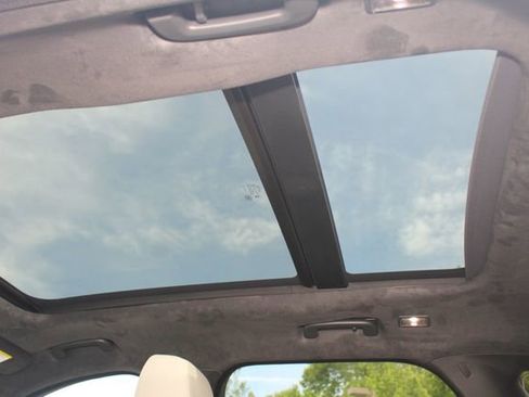 New 2026 Jaguar F-PACE R-Dynamic S image 23