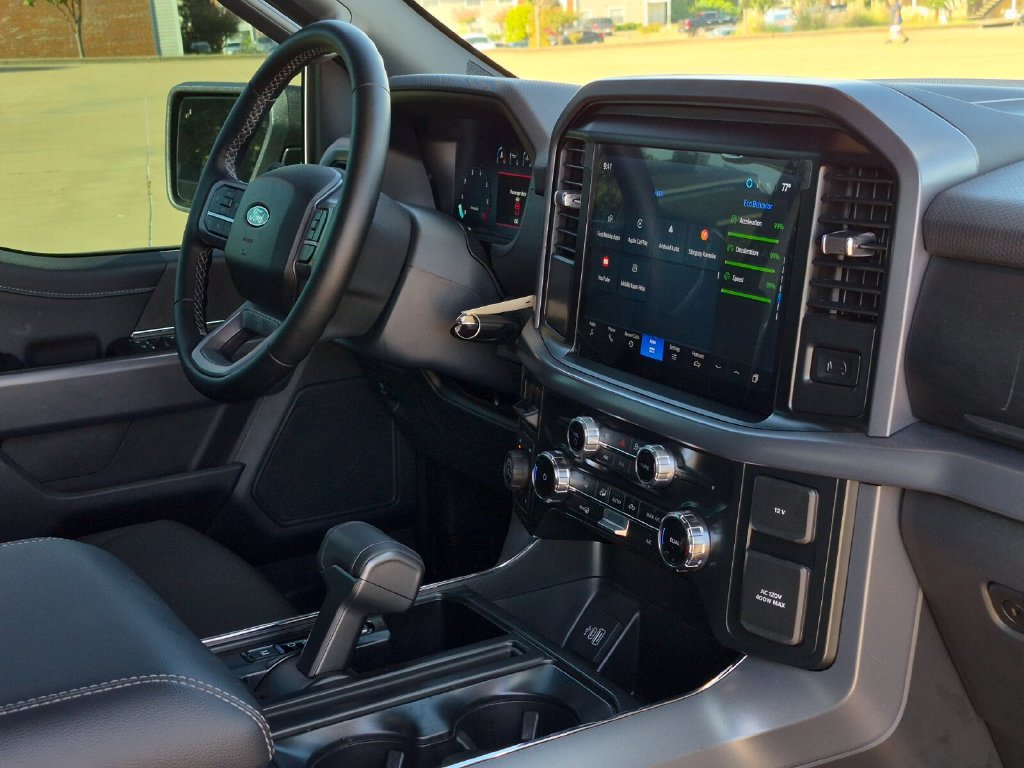 Used 2025 Ford F150 XLT w/ Equipment Group 301A Standard AWD/4WD image 34