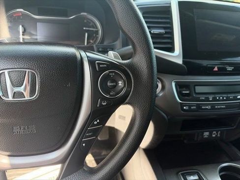 Used 2020 Honda Ridgeline Sport image 15