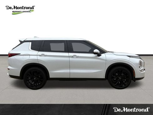 Used 2022 Mitsubishi Outlander SE FWD image 4