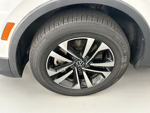 Used 2023 Volkswagen Tiguan S AWD/4WD image 11
