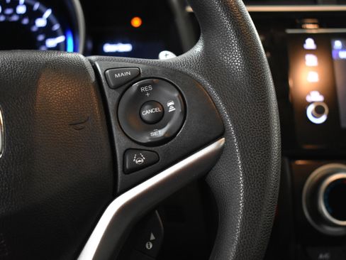 Used 2018 Honda Fit EX image 17