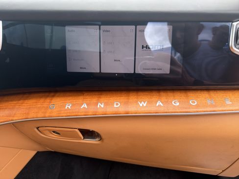 Used 2022 Jeep Grand Wagoneer Series III AWD/4WD image 20