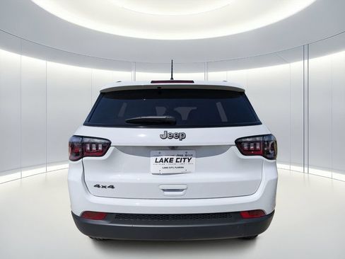 New 2026 Jeep Compass Latitude AWD/4WD image 5