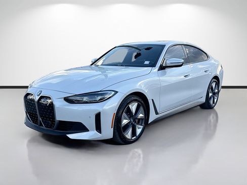 Used 2023 BMW i4 eDrive35 image 7