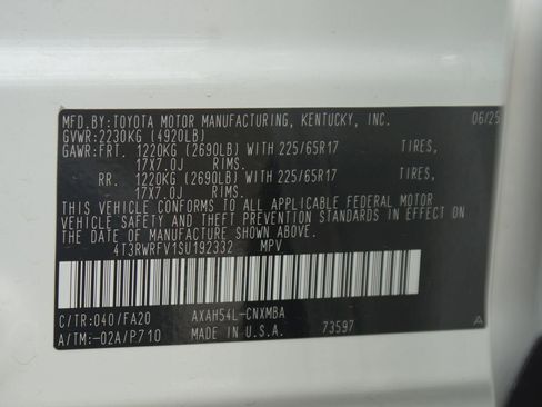 Certified 2025 Toyota RAV4 XLE AWD/4WD image 28