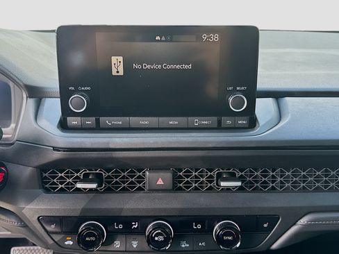 Used 2023 Honda Accord EX image 12